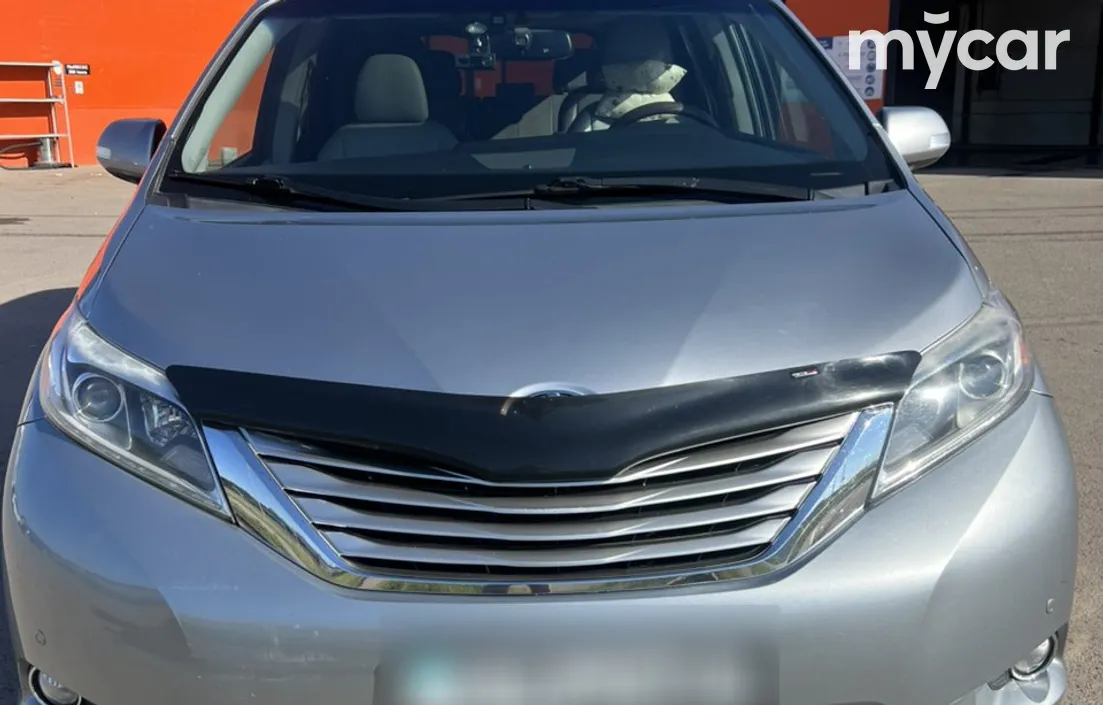 Toyota Sienna 2017