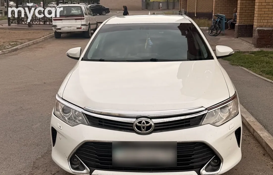 Toyota Camry 2015