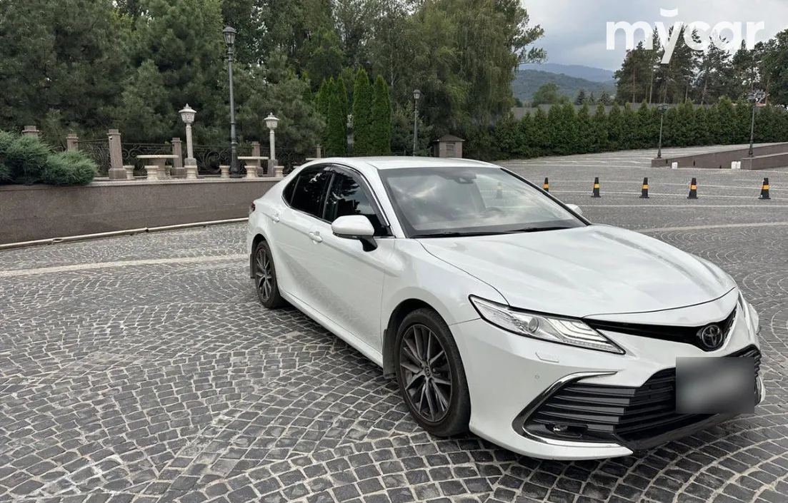 Toyota Camry 2022