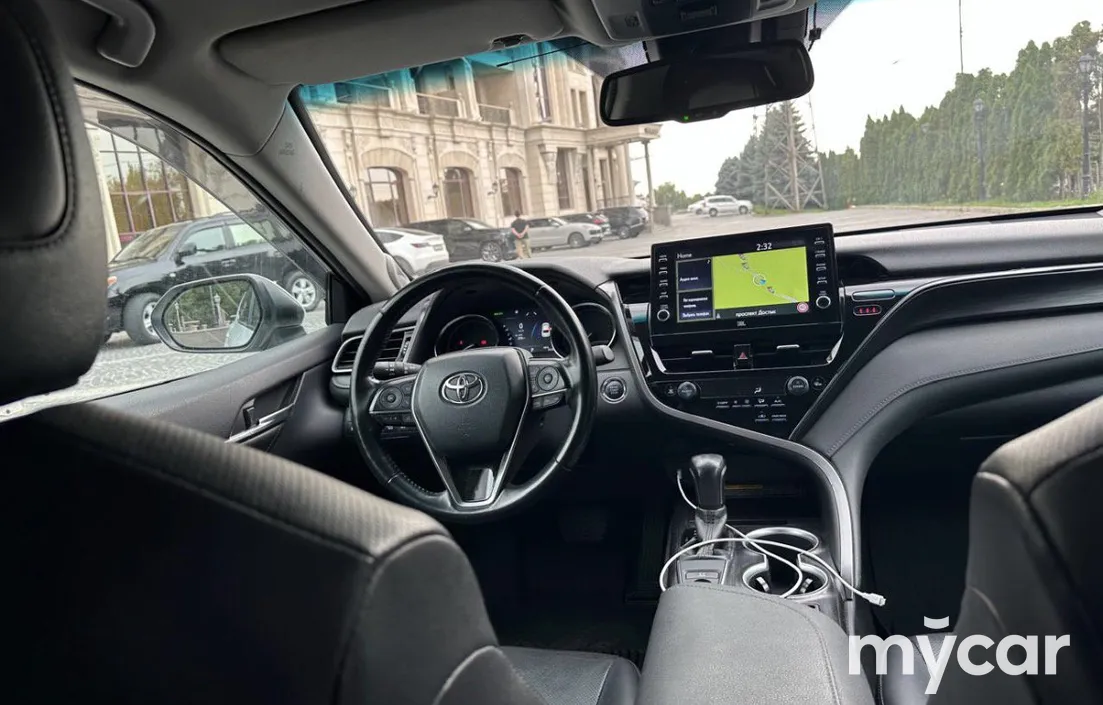 Toyota Camry 2022