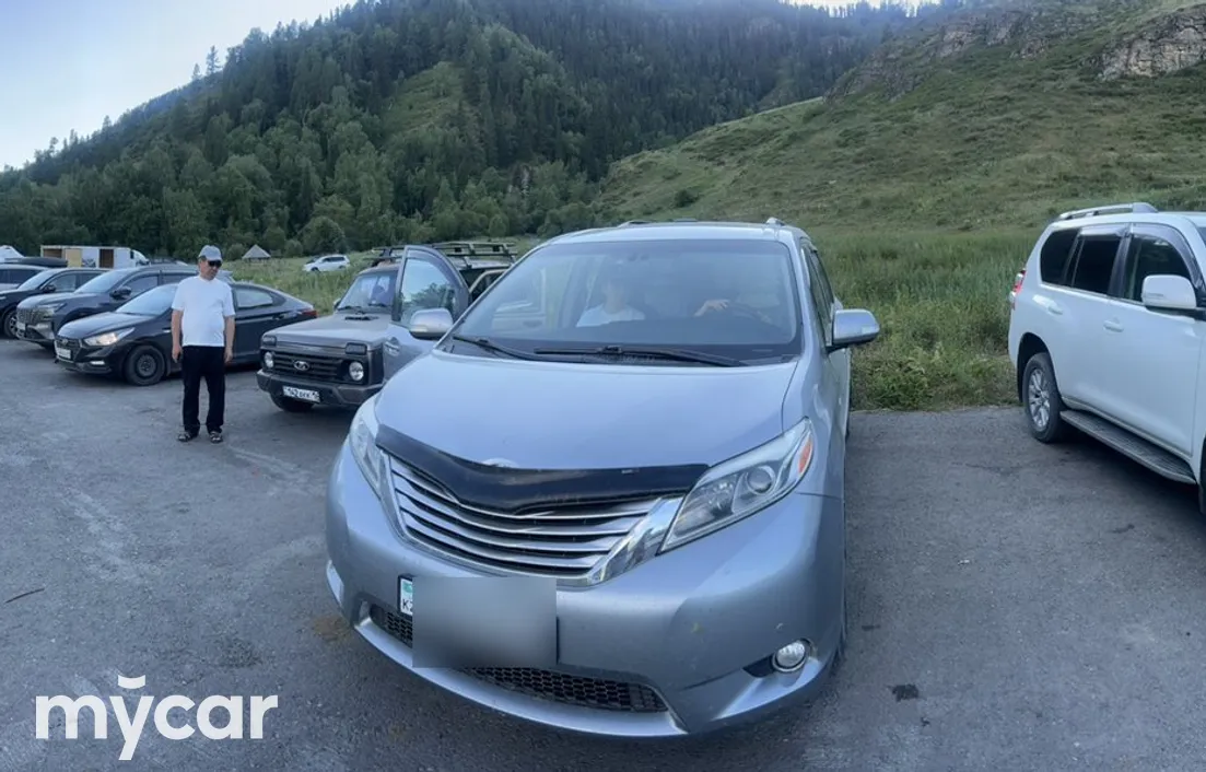 Toyota Sienna 2017