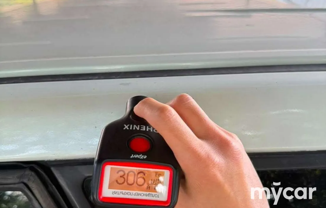 Nissan Presage 1998