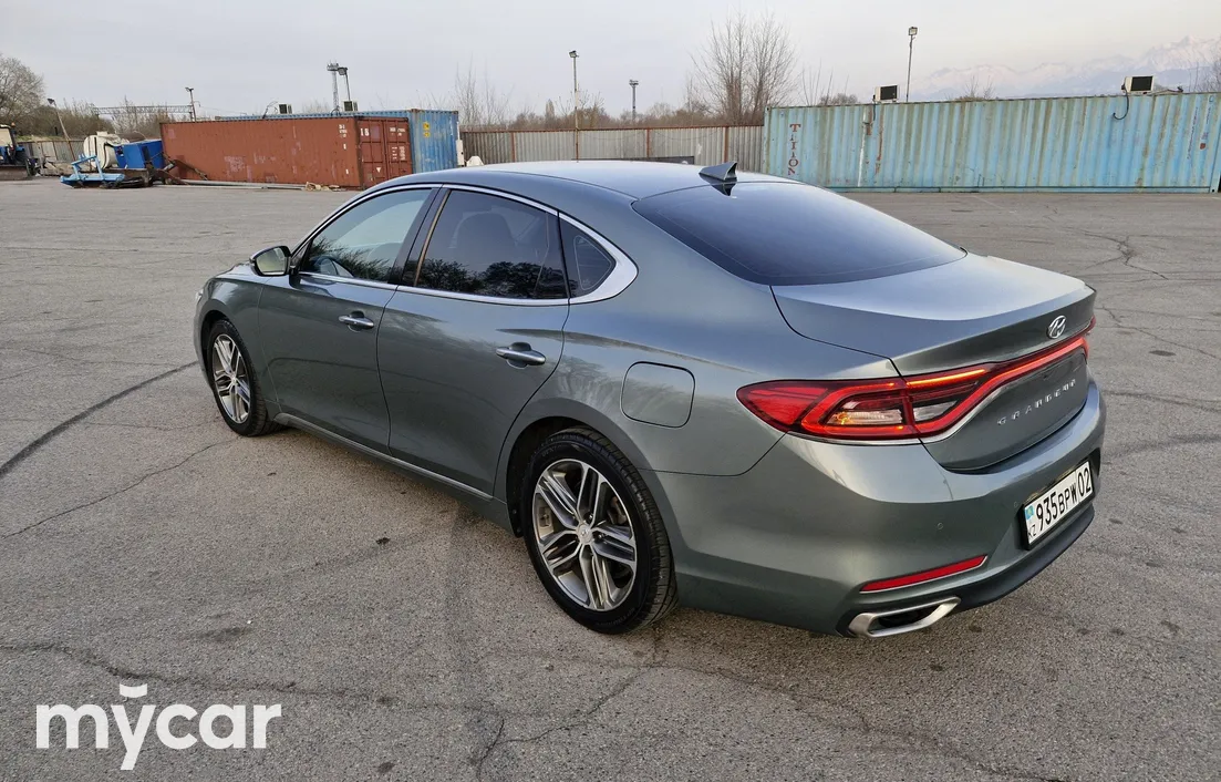 Hyundai Grandeur 2018