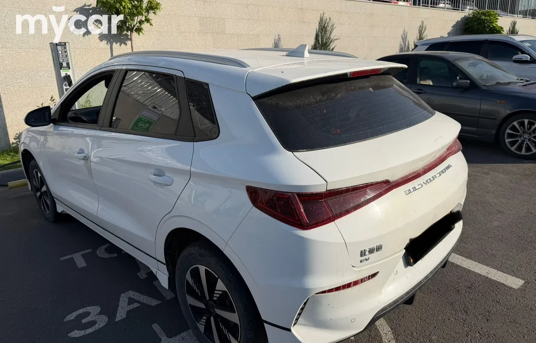 BYD e2 2024