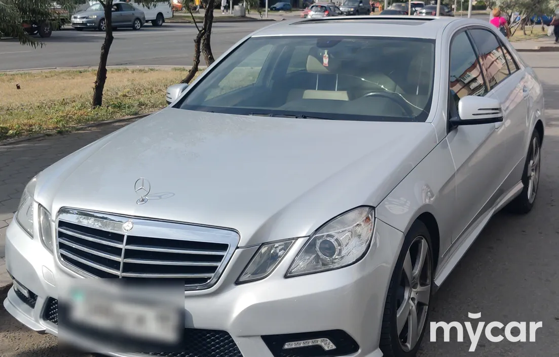 Mercedes-Benz E-Класс 2011