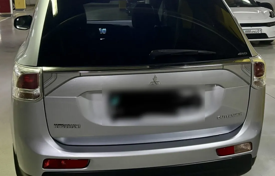 Mitsubishi Outlander 2013