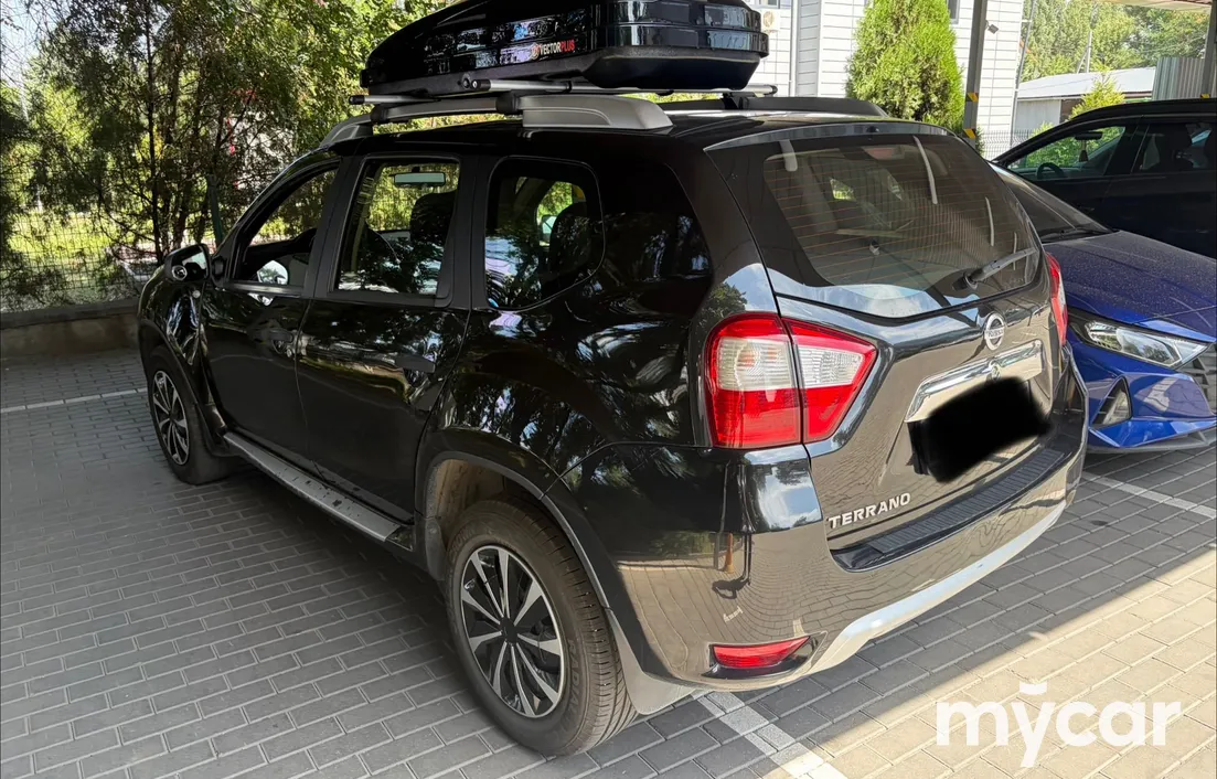 Nissan Terrano 2015