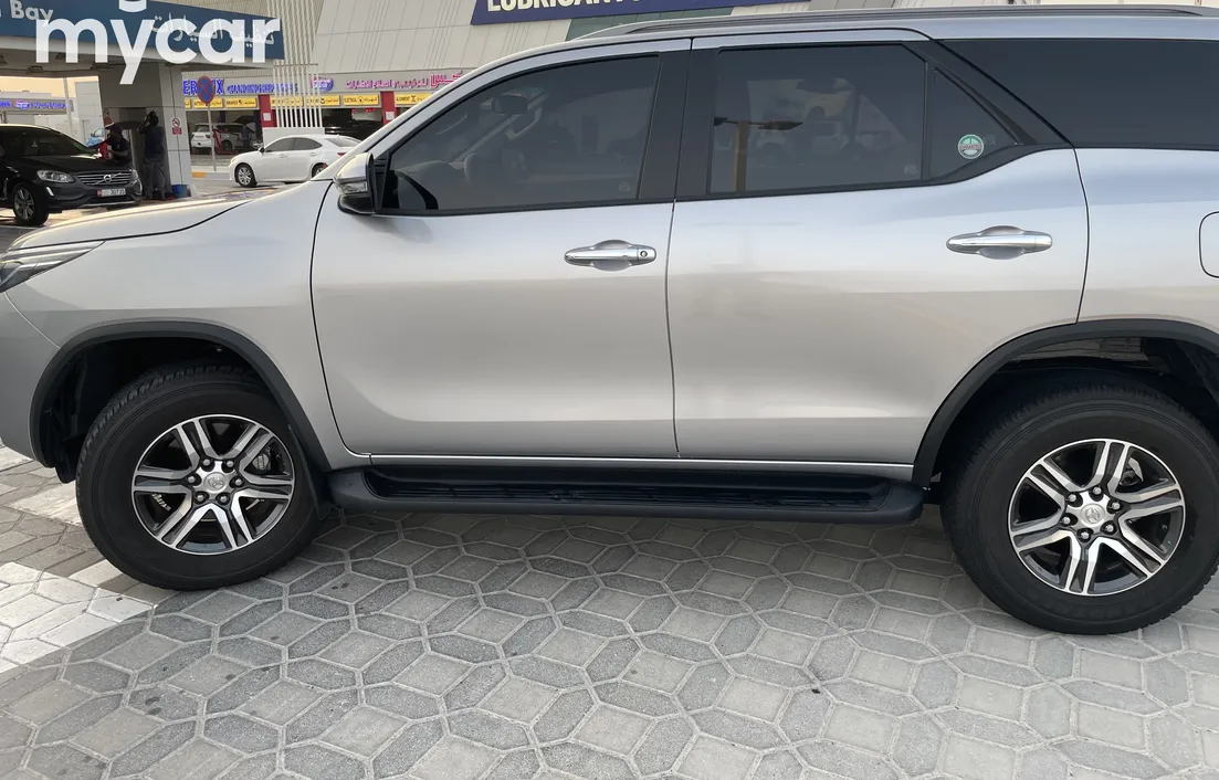 Toyota Fortuner 2022