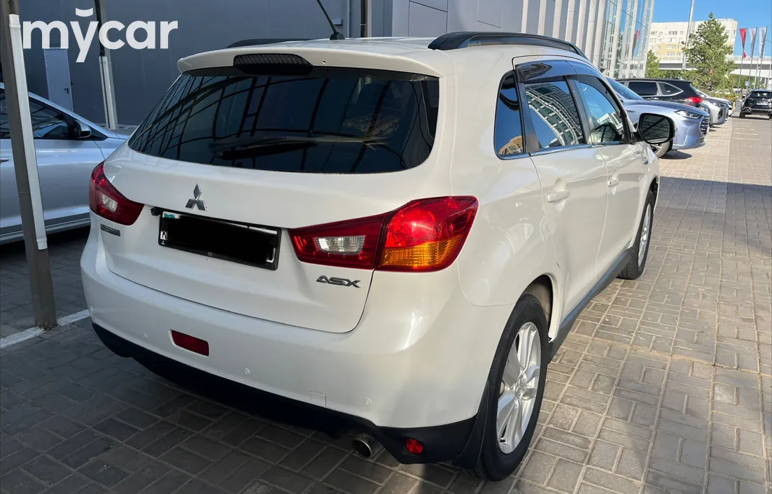 Mitsubishi ASX 2012