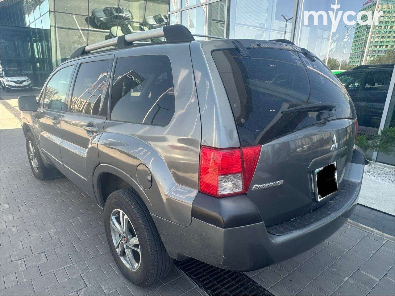 Mitsubishi Endeavor 2004