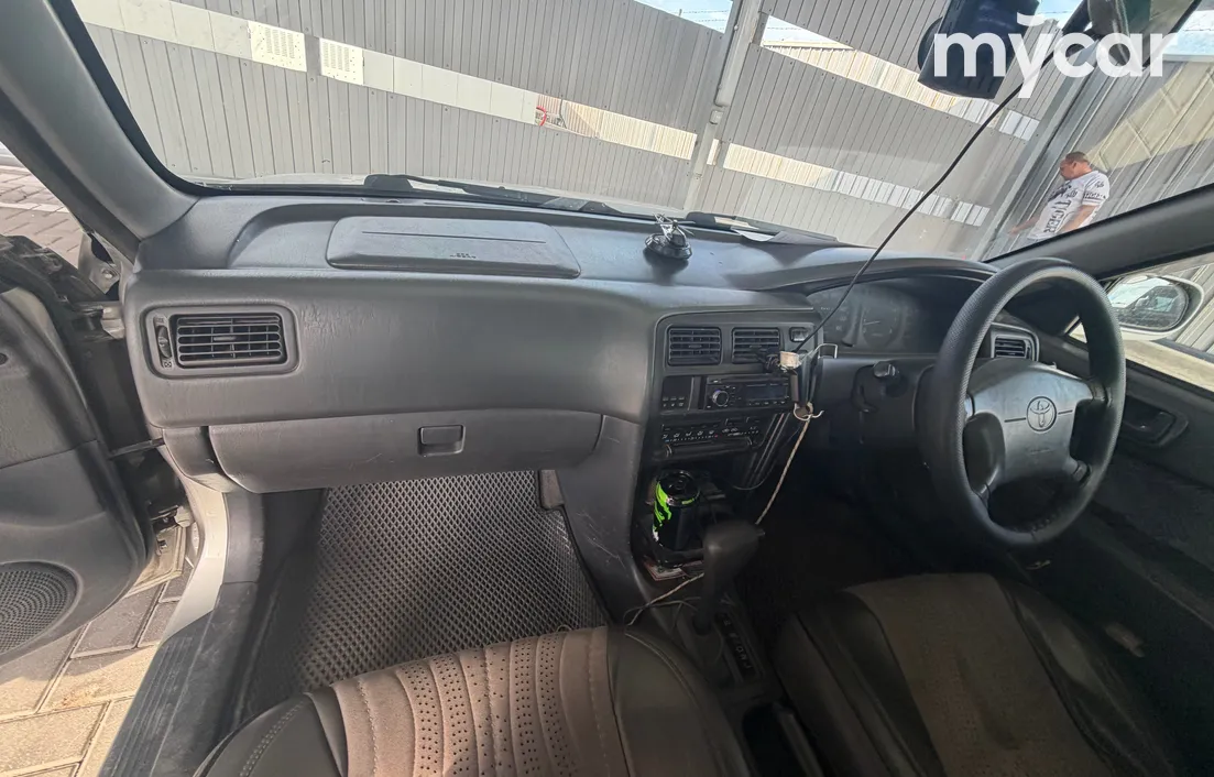 Toyota Sprinter Carib 1996