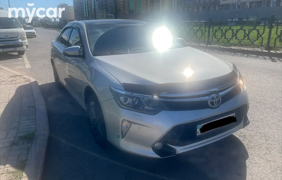 Toyota Camry 2017
