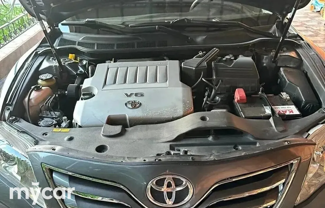 Toyota Camry 2010