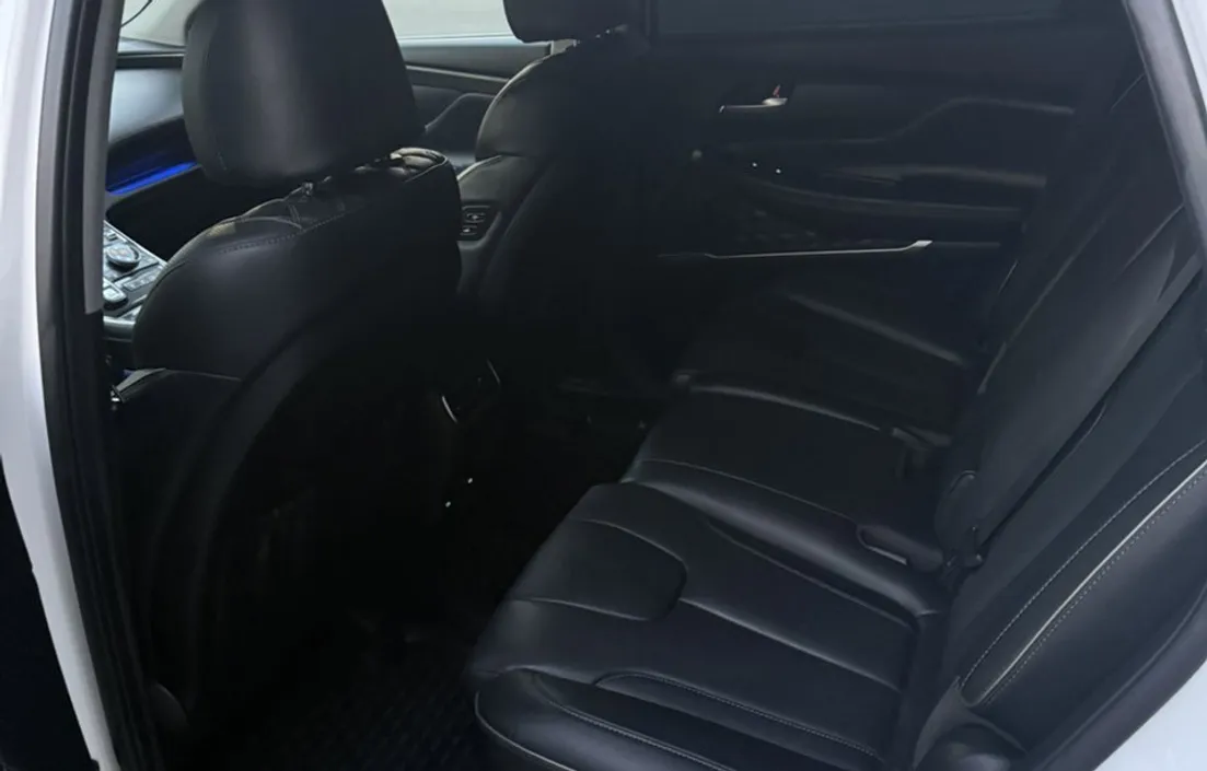 Hyundai Santa Fe 2023