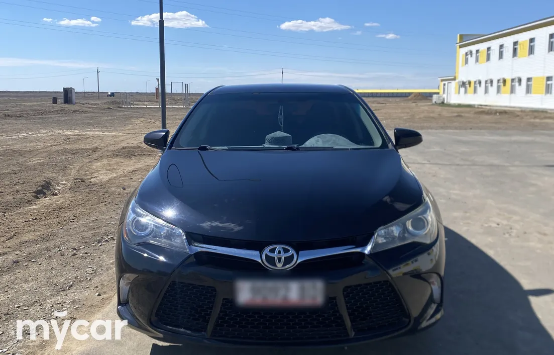 Toyota Camry 2015