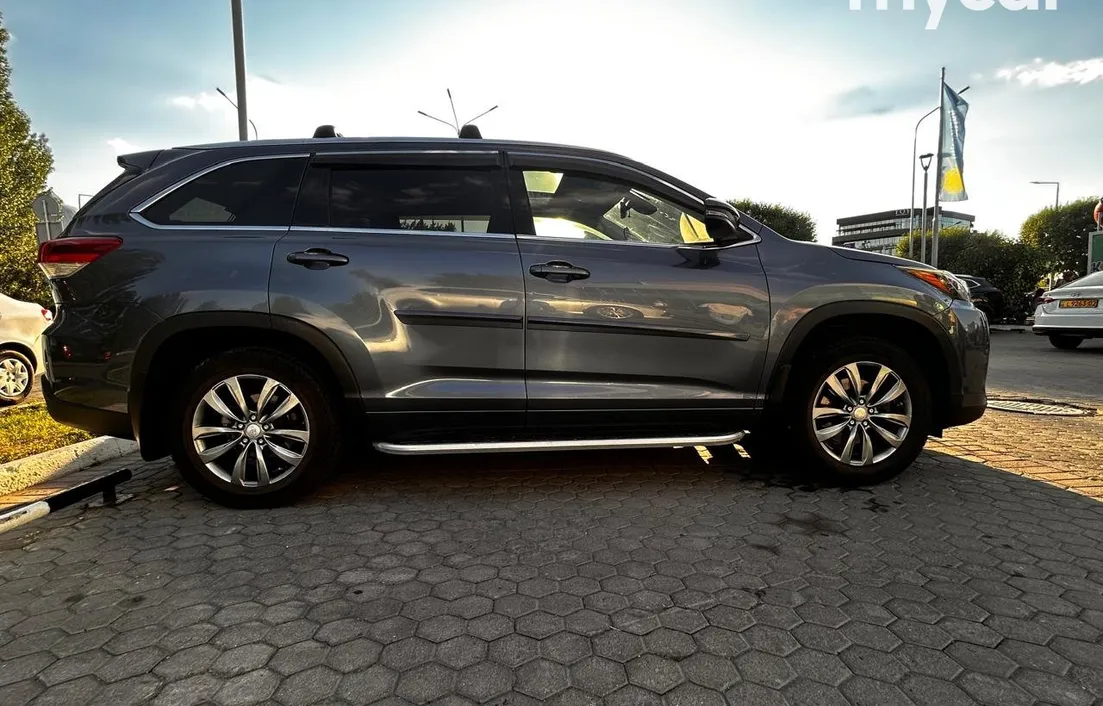 Toyota Highlander 2018