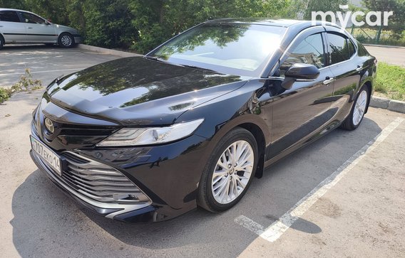 Toyota Camry 2020