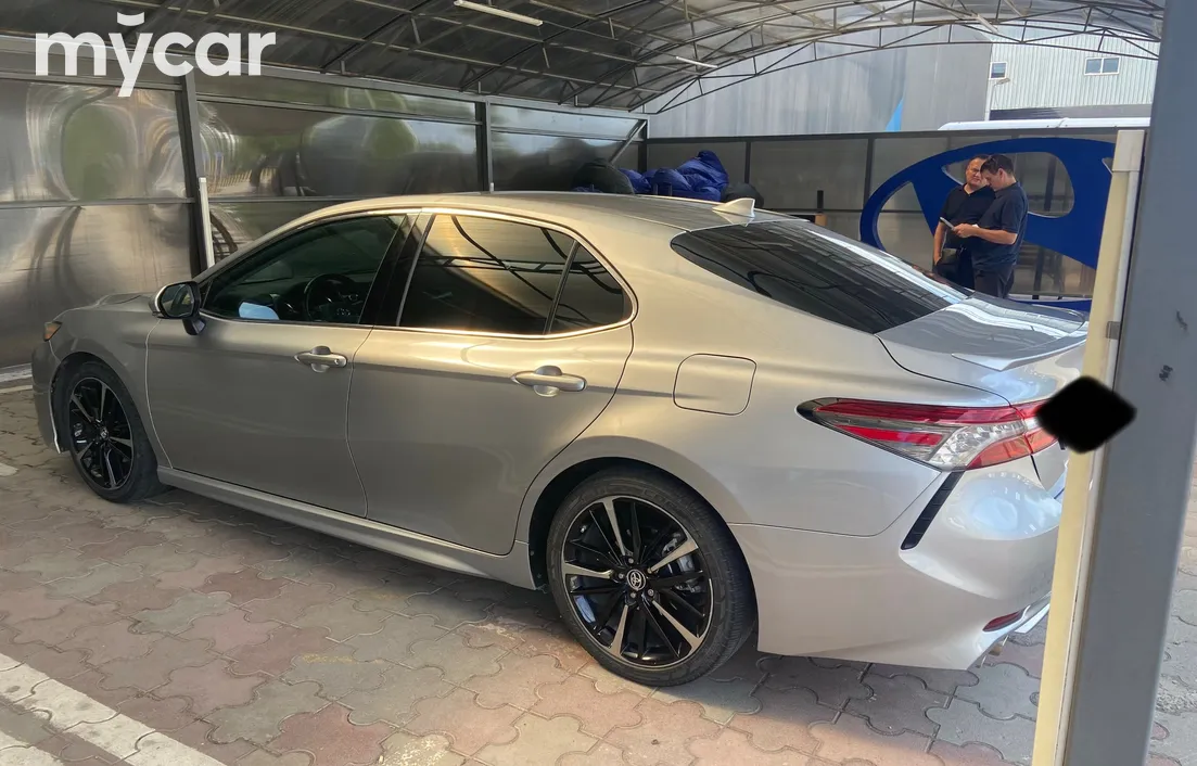 Toyota Camry 2019