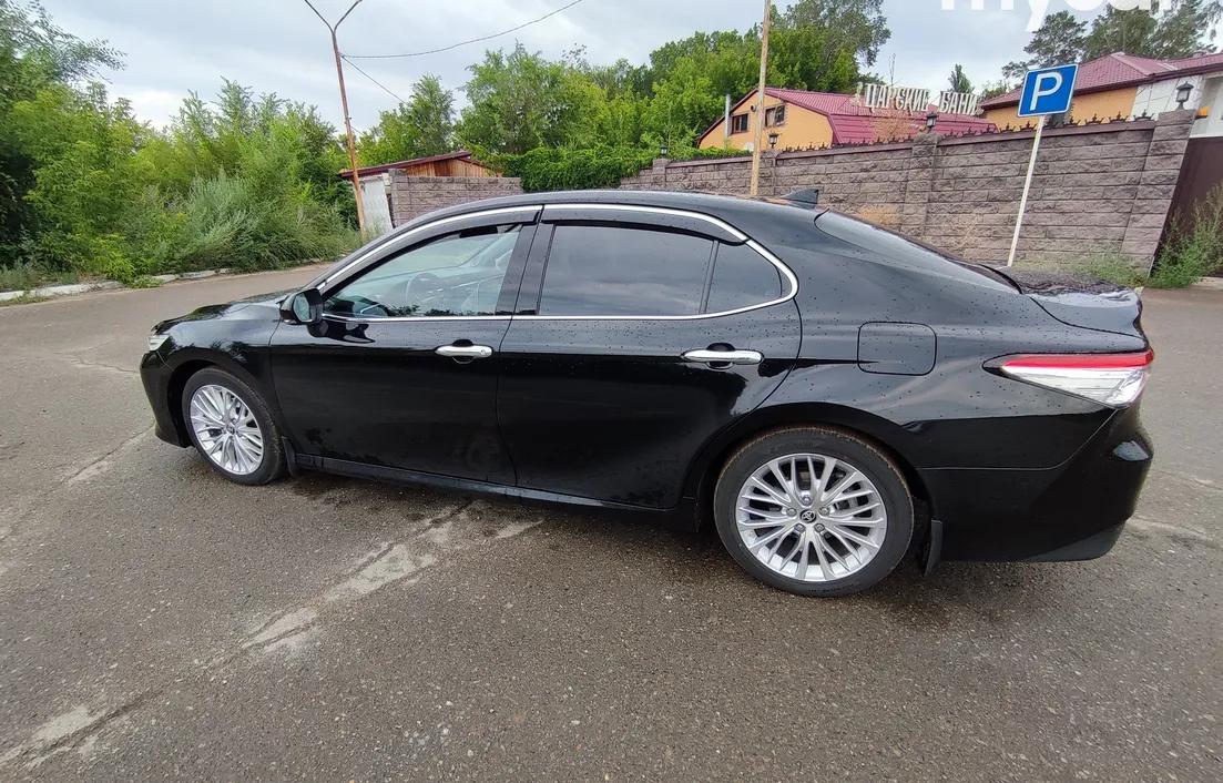 Toyota Camry 2020