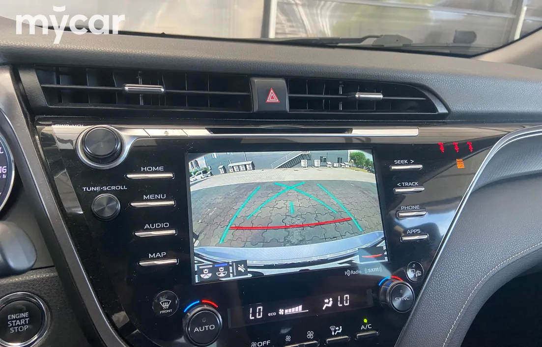 Toyota Camry 2019
