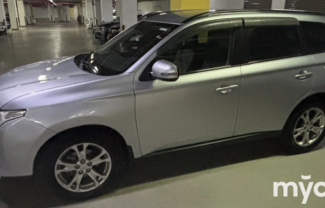 Mitsubishi Outlander 2013