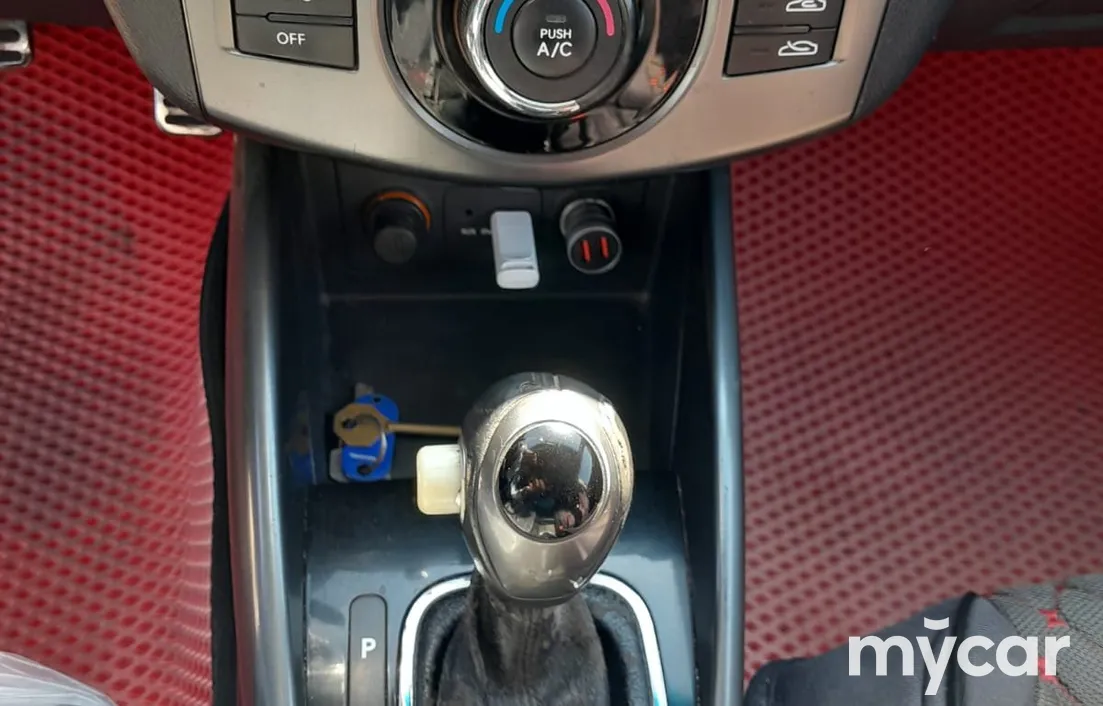 Kia Cerato 2012