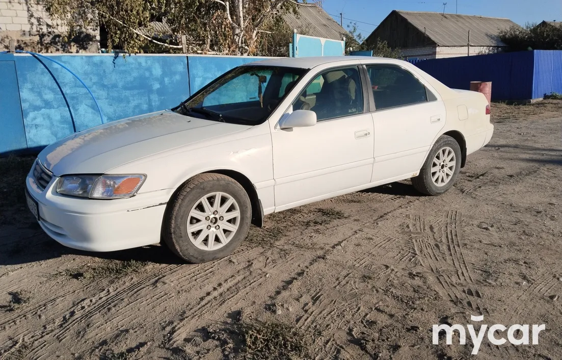 Toyota Camry 2000