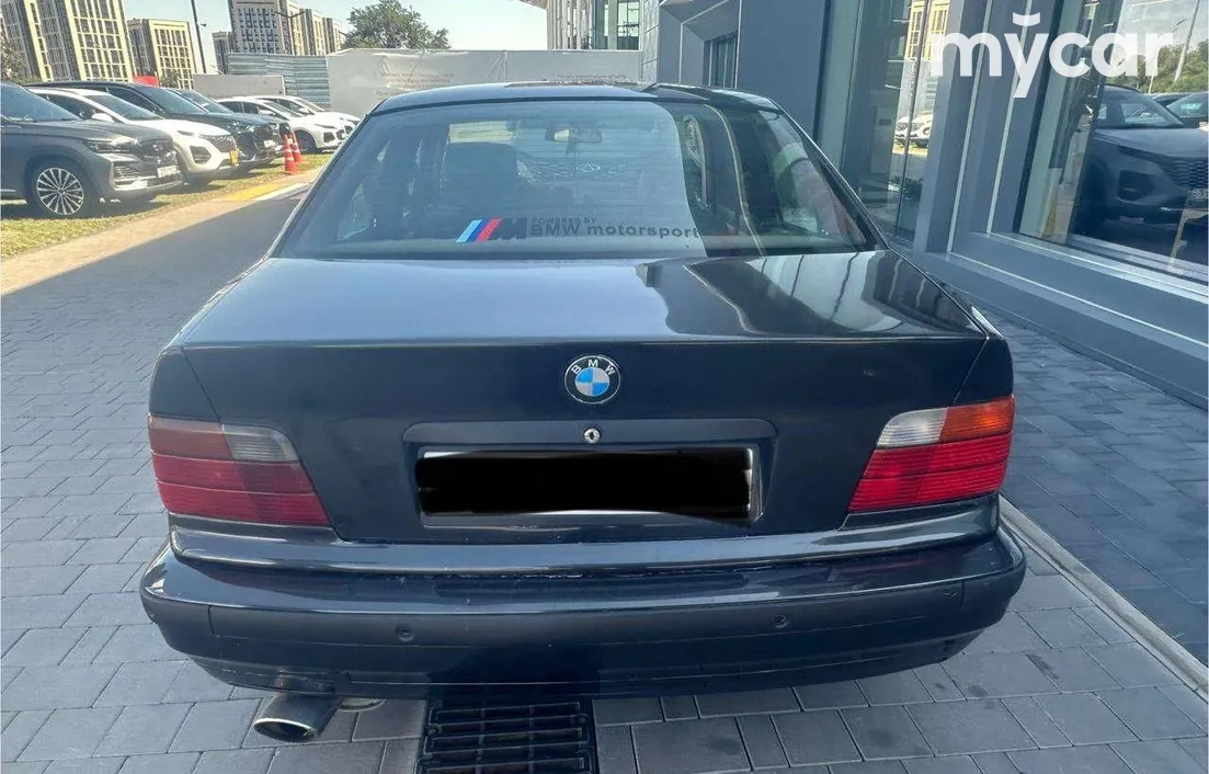 BMW 3 серия 1992