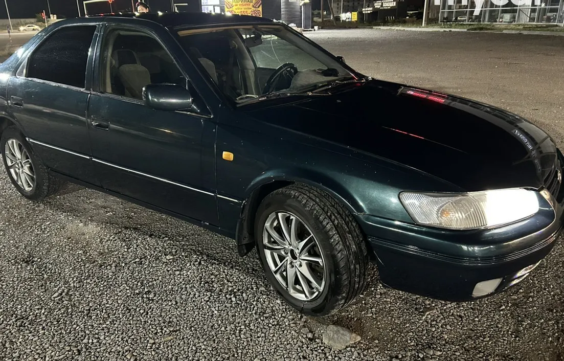 Toyota Camry 1999