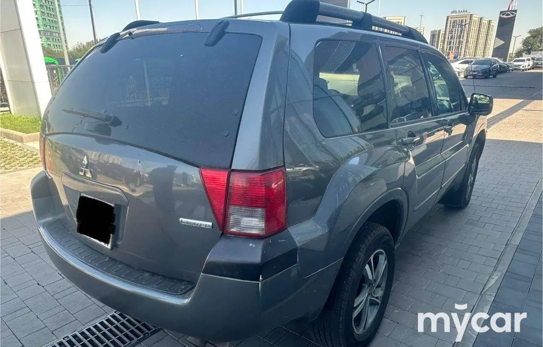 Mitsubishi Endeavor 2004