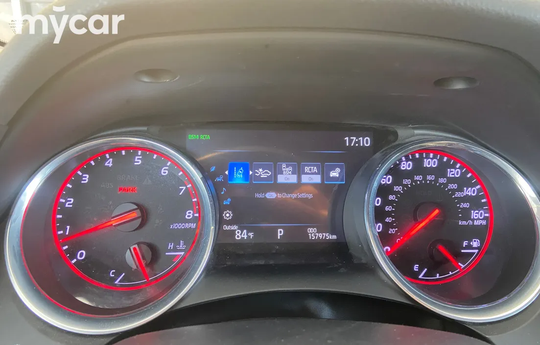 Toyota Camry 2019