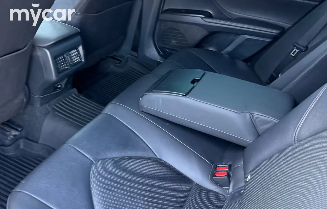 Toyota Camry 2022