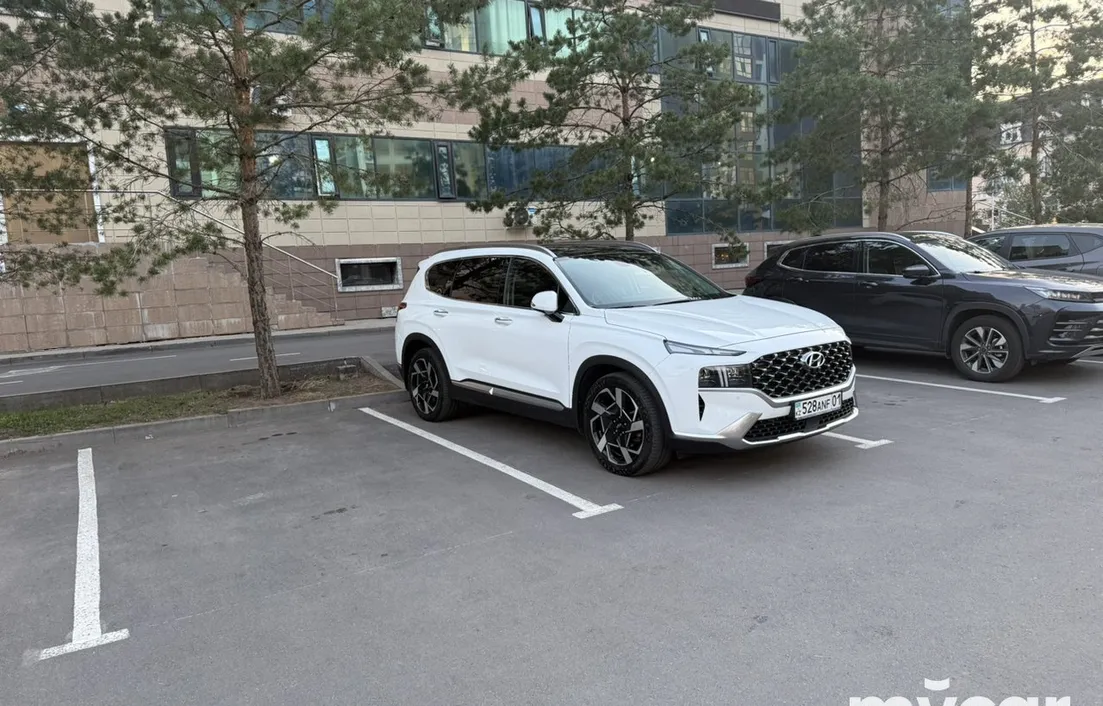 Hyundai Santa Fe 2023