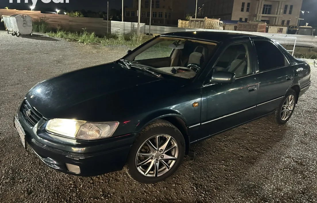 Toyota Camry 1999