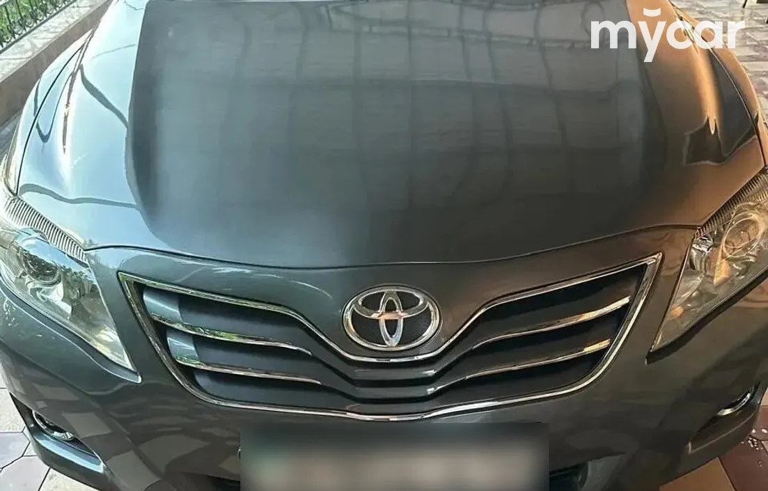 Toyota Camry 2010
