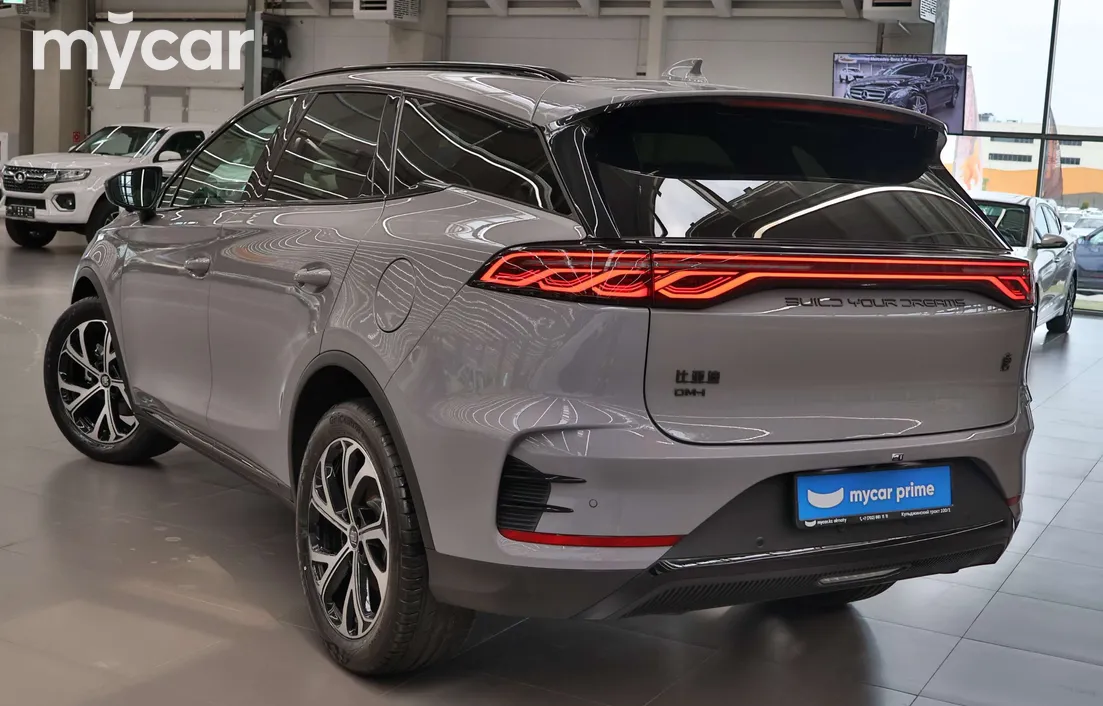 BYD Tang 2025
