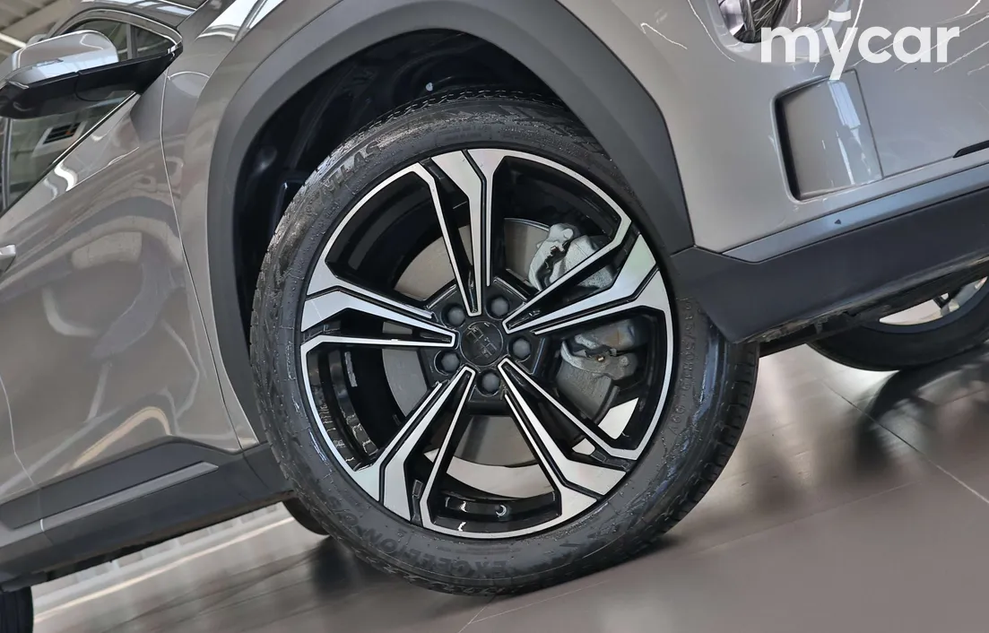 Geely Galaxy L7 2023