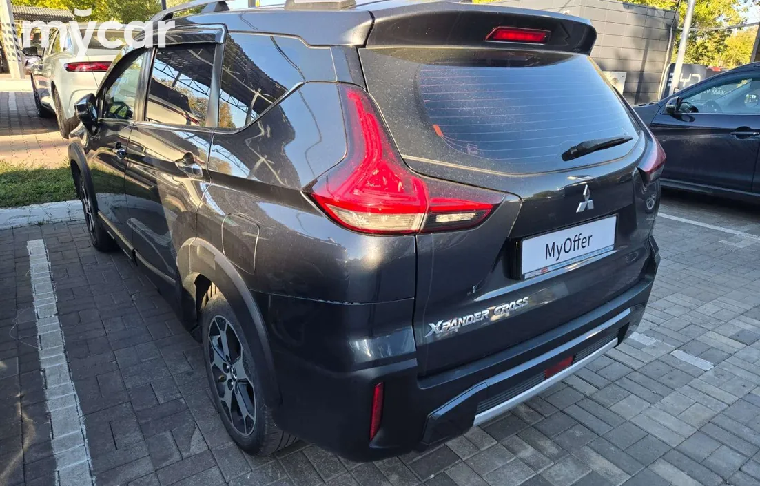 Mitsubishi XPANDER 2022