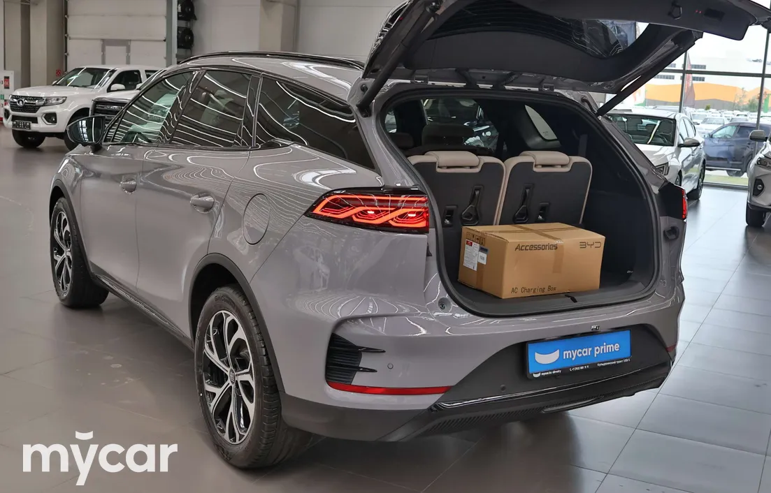 BYD Tang 2025