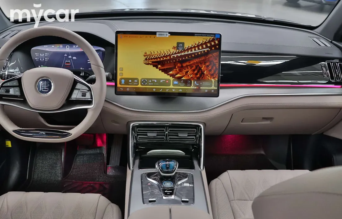 BYD Tang 2025