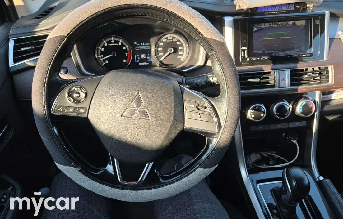Mitsubishi XPANDER 2022