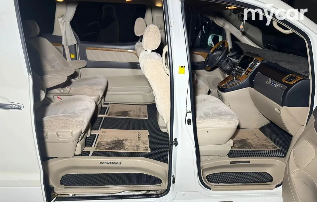 Toyota Alphard 2005