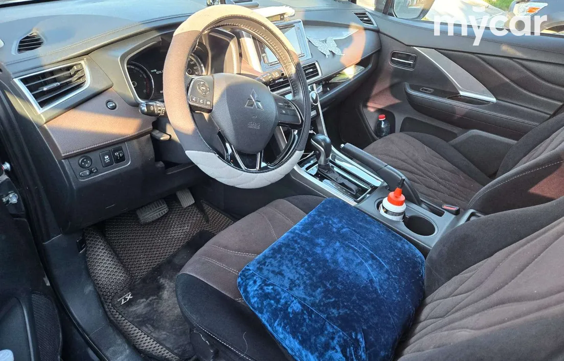 Mitsubishi XPANDER 2022