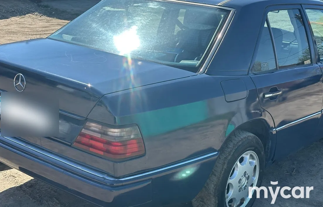 Mercedes-Benz E-Класс 1993