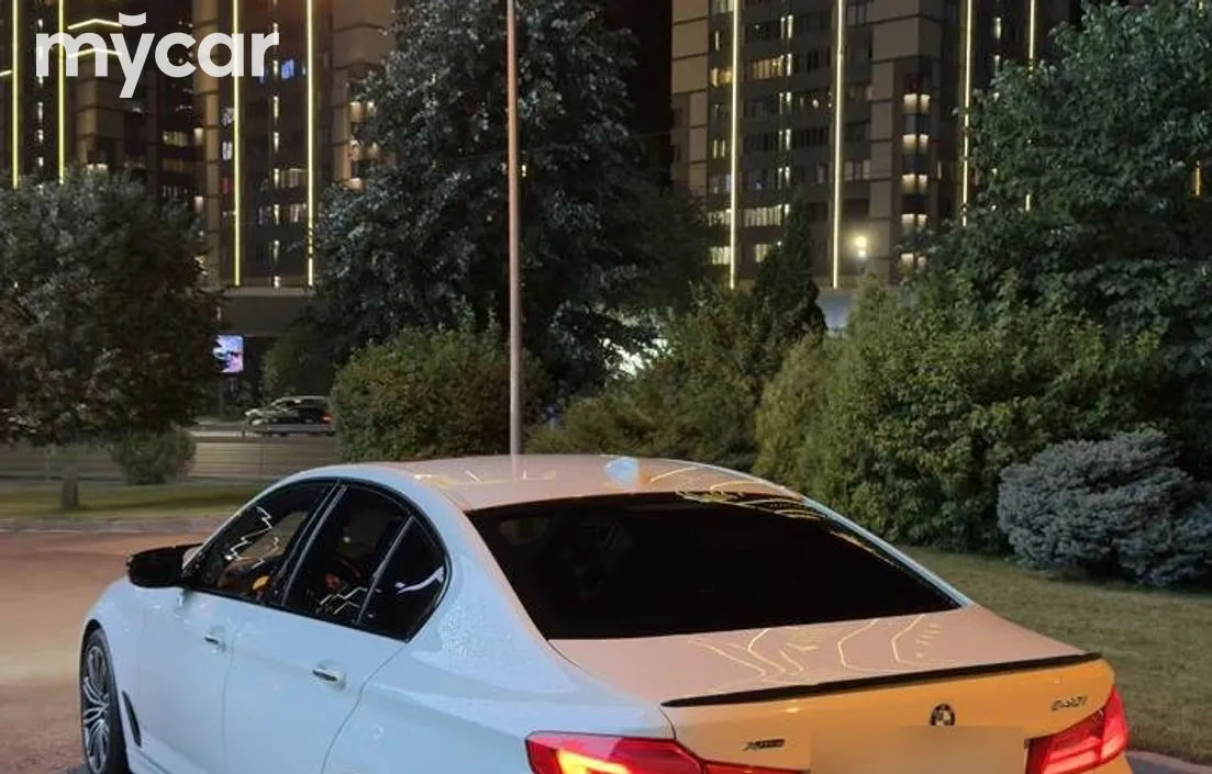 BMW 5 серия 2018