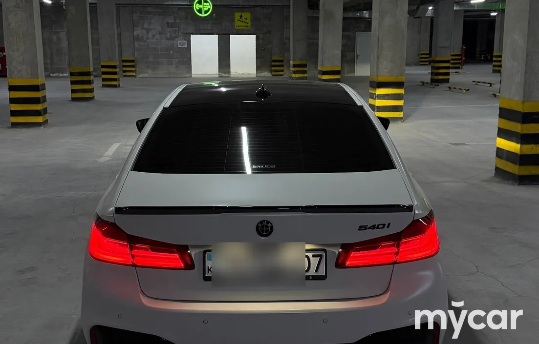 BMW 5 серия 2017