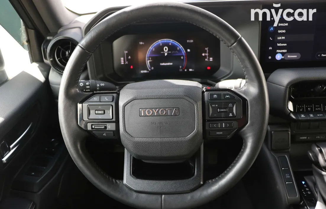 Toyota Land Cruiser Prado 2024