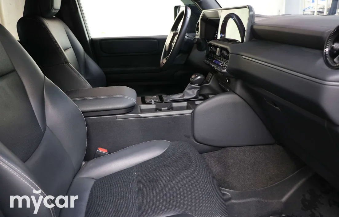 Toyota Land Cruiser Prado 2024