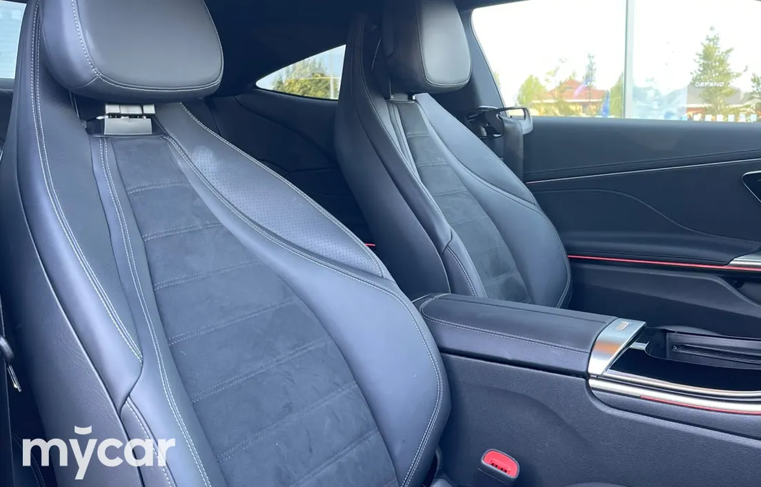 Mercedes-Benz CLE 300 2025