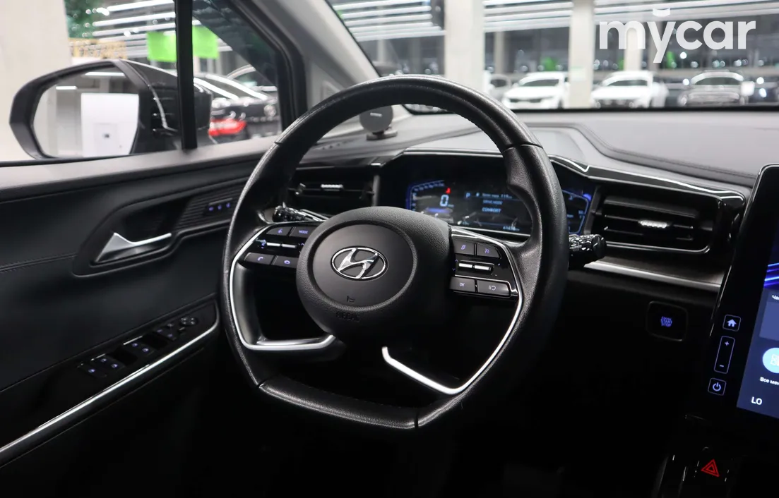 Hyundai Custin 2024